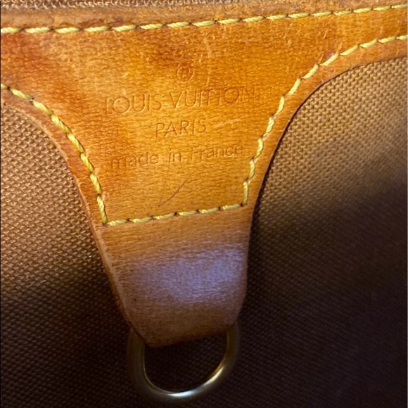 Authentic Louis Vuitton Monogram Ellipse Tote Handbag - Picture 10 of 14